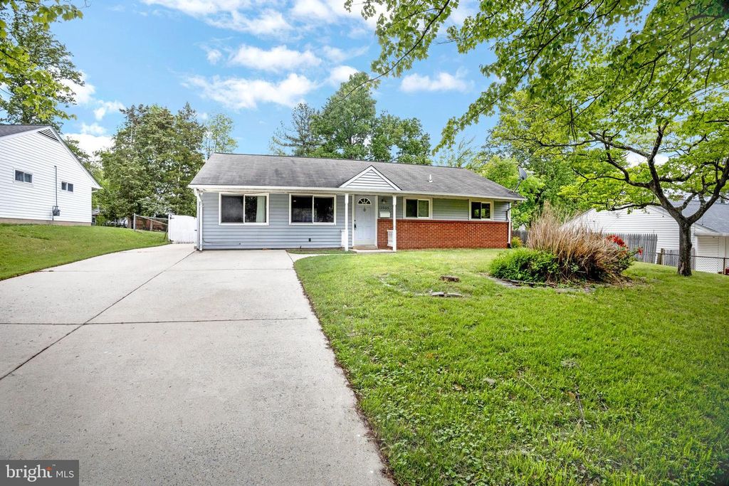 13905 PARKLAND DR, Rockville, MD 20853