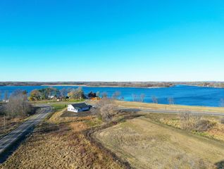 7551 Lake John Drive, Annandale, MN 55302