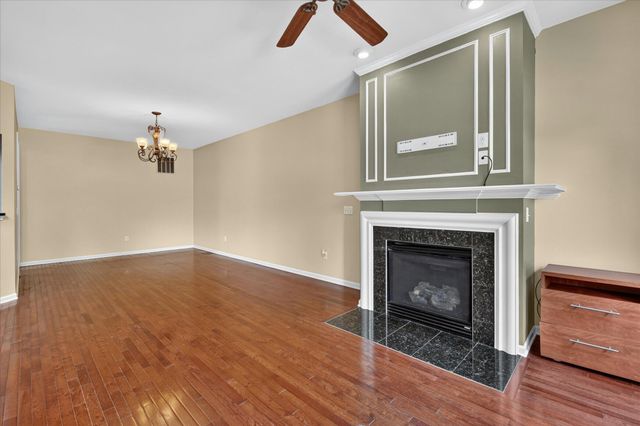 49816 Potomac Road 81, Canton Twp, MI 48188