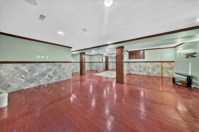 49816 Potomac Road 81, Canton Twp, MI 48188