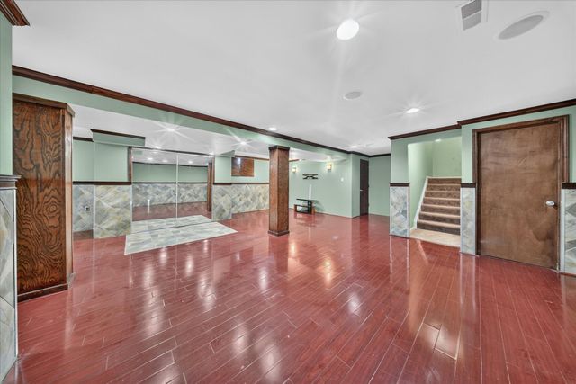 49816 Potomac Road 81, Canton Twp, MI 48188