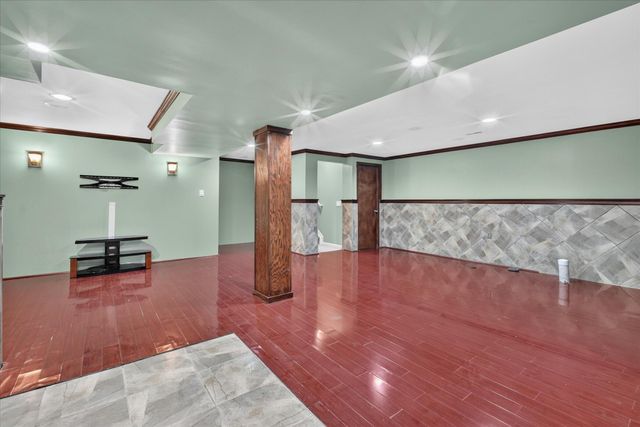 49816 Potomac Road 81, Canton Twp, MI 48188