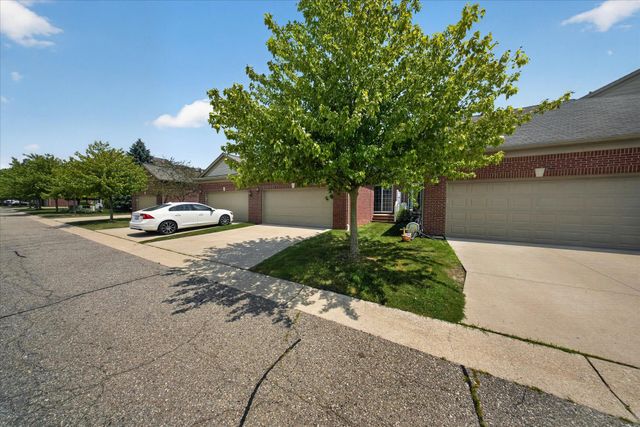 49816 Potomac Road 81, Canton Twp, MI 48188