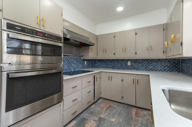 2213 S FANNIN Street, Amarillo, TX 79109