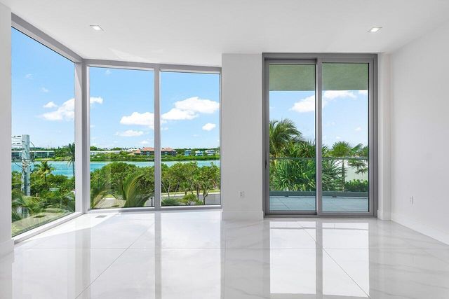 1500 S Beach Road 301, Tequesta, FL 33469
