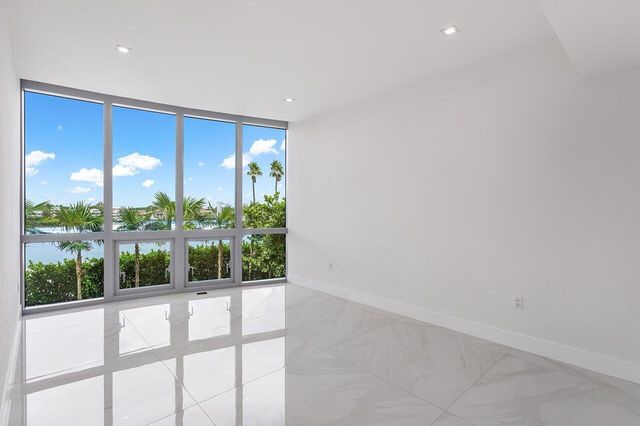 1500 S Beach Road 301, Tequesta, FL 33469