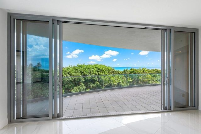 1500 S Beach Road 301, Tequesta, FL 33469