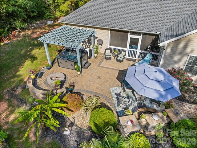 1566 Dirt Road, Lancaster, SC 29720