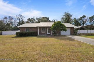 105 CRESTWOOD Drive, Interlachen, FL 32148