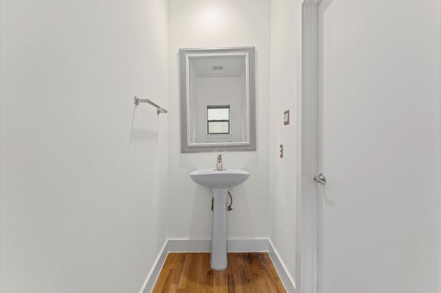 4302 Spencer Street, Houston, TX 77007