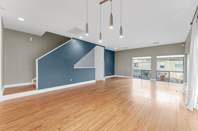 4302 Spencer Street, Houston, TX 77007