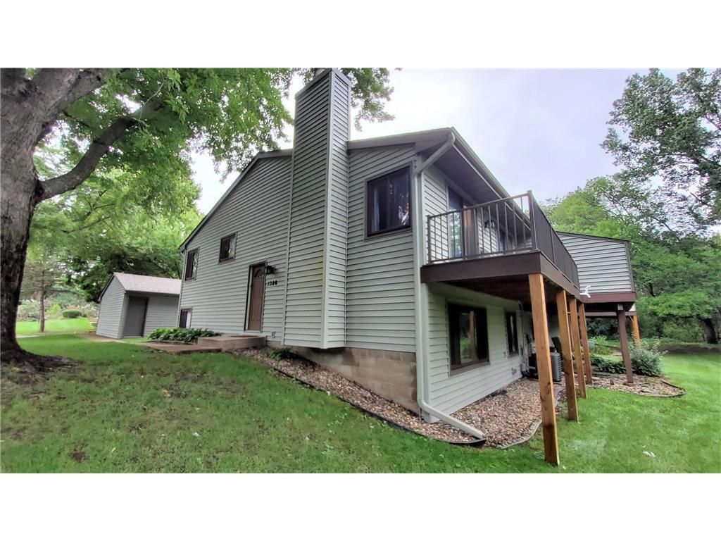 1386 Arden View Drive, Arden Hills, MN 55112 — photo 2