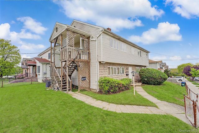 5854 256th Street, Little Neck, NY 11362