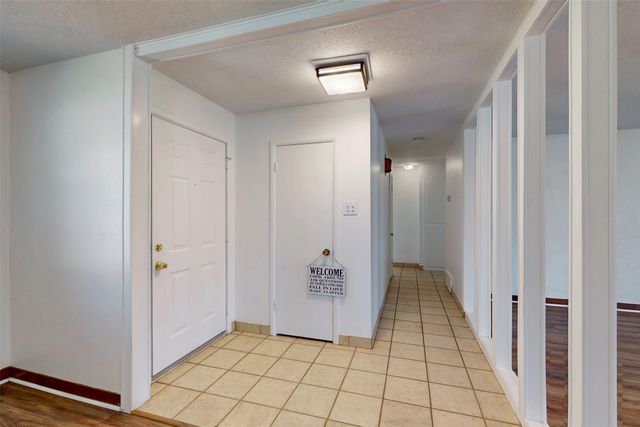 1000 Springdale Road, Bedford, TX 76021