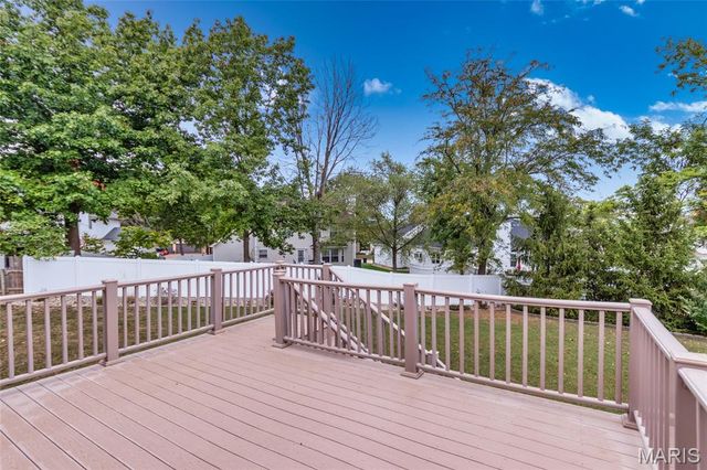 643 Tanya Court Drive, St Louis, MO 63129