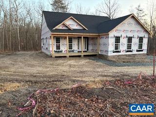 88 MARTIN VILLAGE RD MV 16D, Louisa, VA 23093