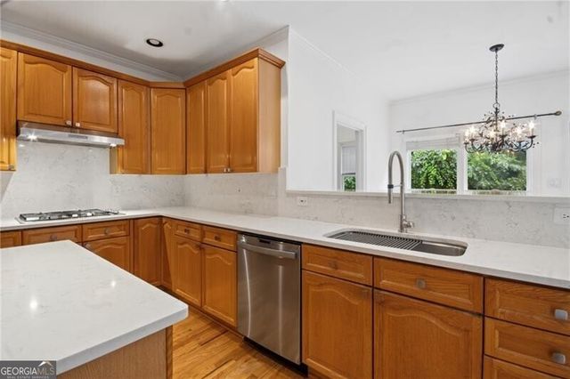 270 Edwardton Court, Roswell, GA 30076
