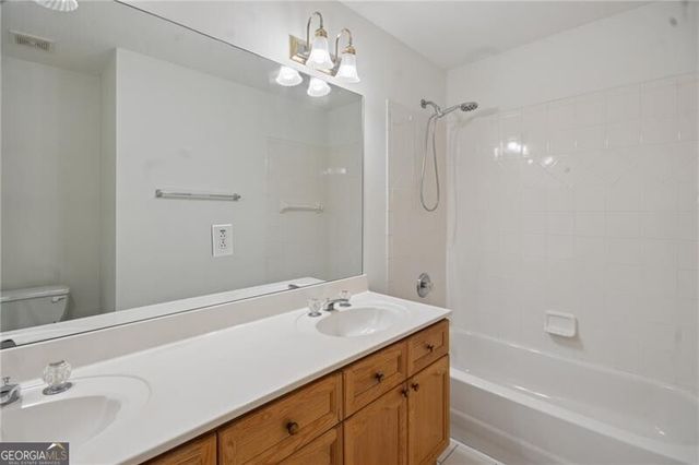 270 Edwardton Court, Roswell, GA 30076