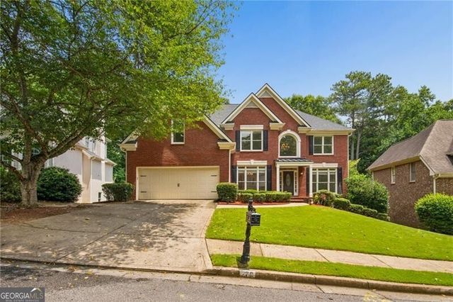270 Edwardton Court, Roswell, GA 30076