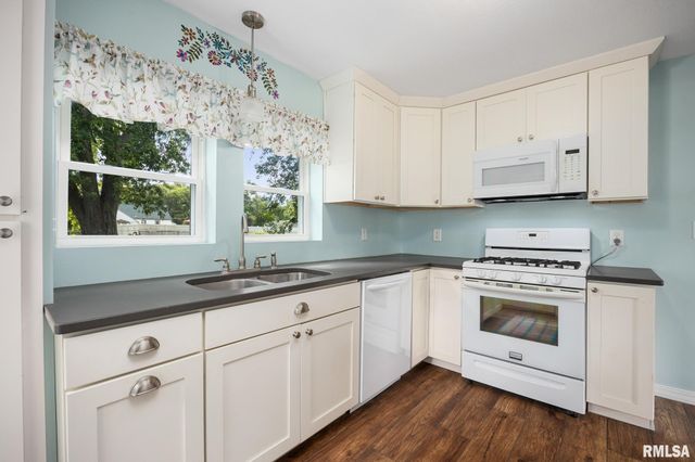 125 22ND Street, East Peoria, IL 61611