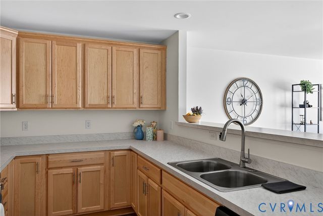 2221 Perry St, Richmond, VA 23225