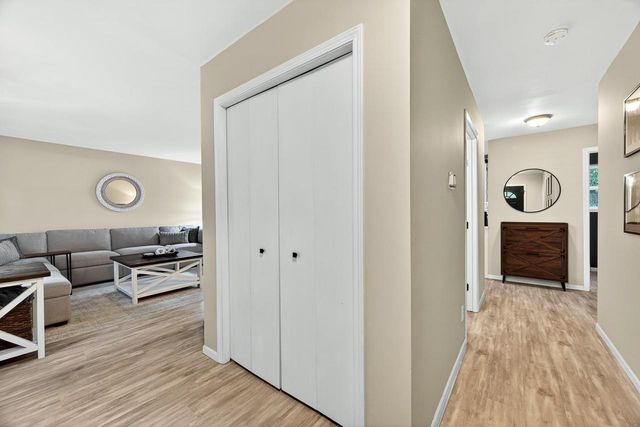 2806 Wayland Drive, Madison, WI 53713