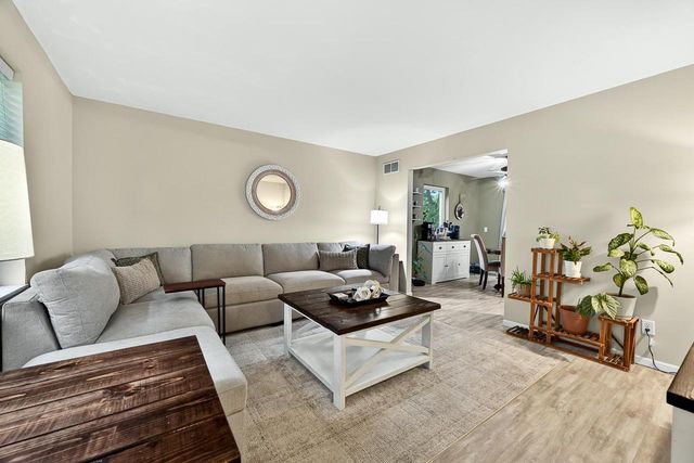 2806 Wayland Drive, Madison, WI 53713