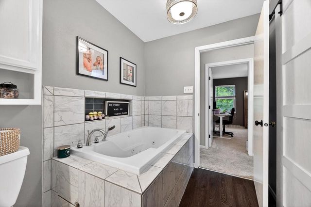 2806 Wayland Drive, Madison, WI 53713