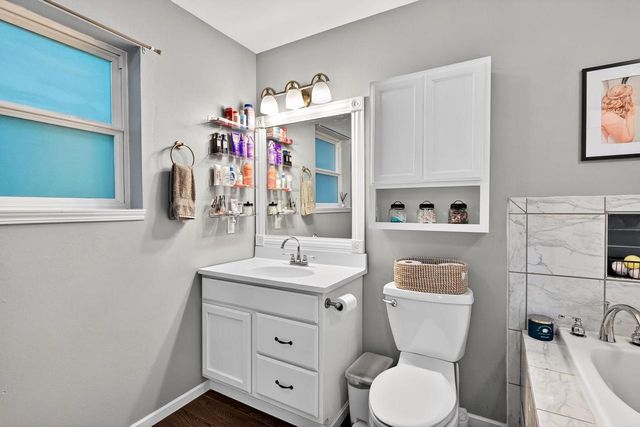 2806 Wayland Drive, Madison, WI 53713