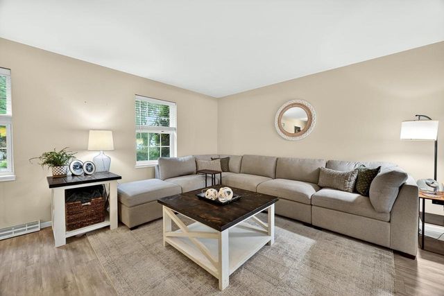 2806 Wayland Drive, Madison, WI 53713