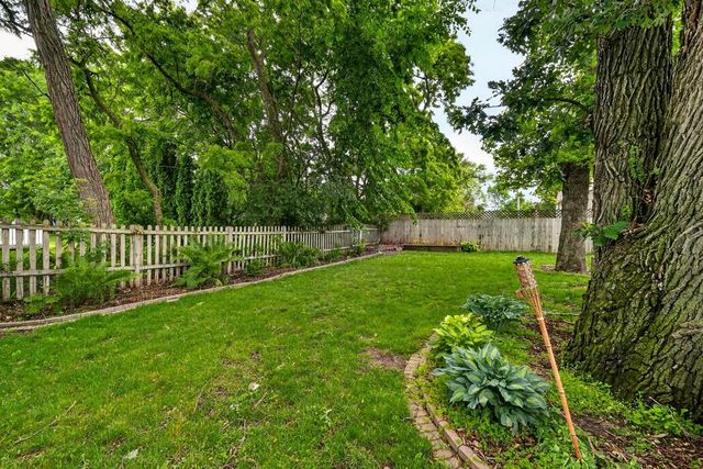 2806 Wayland Drive, Madison, WI 53713
