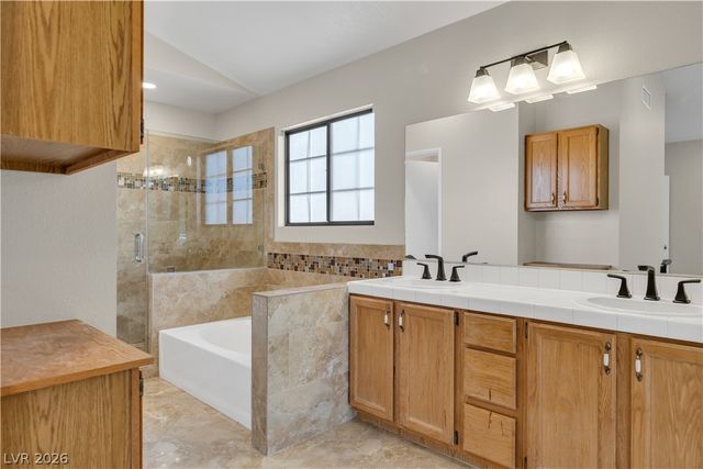 2710 Strathmoor Drive, Henderson, NV 89074