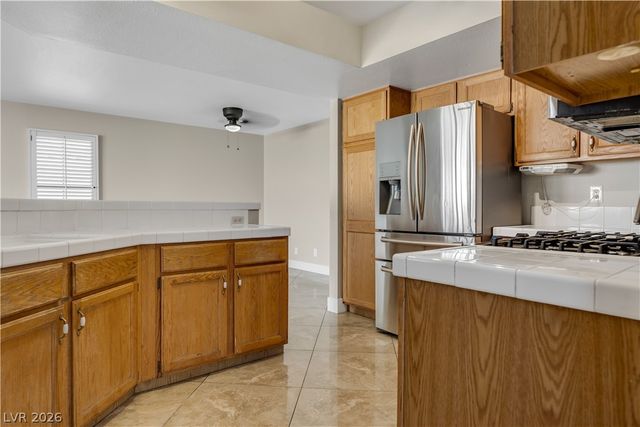 2710 Strathmoor Drive, Henderson, NV 89074