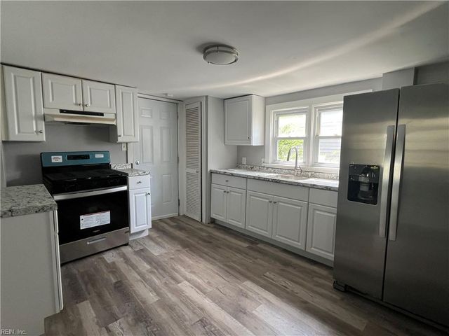 1002 Dunbar ST, Norfolk, VA 23504