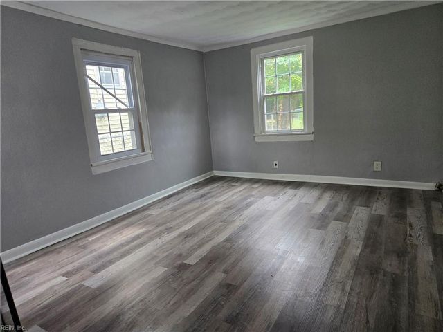 1002 Dunbar ST, Norfolk, VA 23504