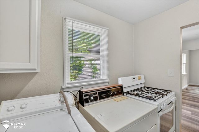 3806 Pitkin Avenue, Flint, MI 48506