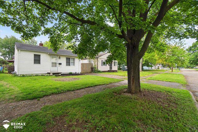 3806 Pitkin Avenue, Flint, MI 48506