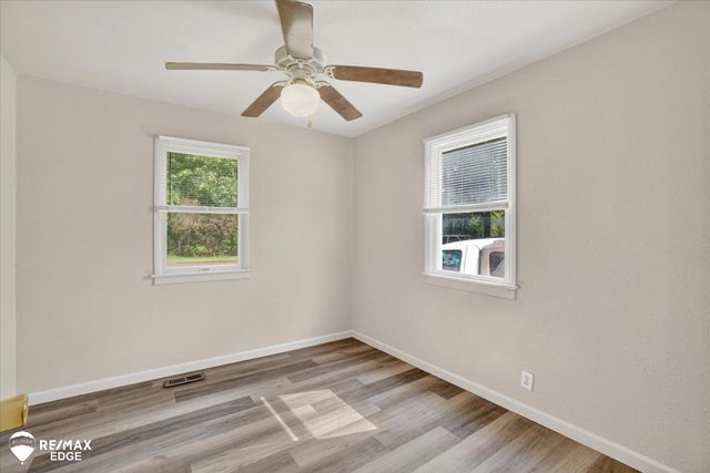 3806 Pitkin Avenue, Flint, MI 48506