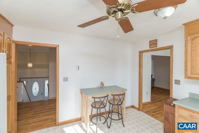 43 DOGWOOD RD, Stuarts Draft, VA 24477