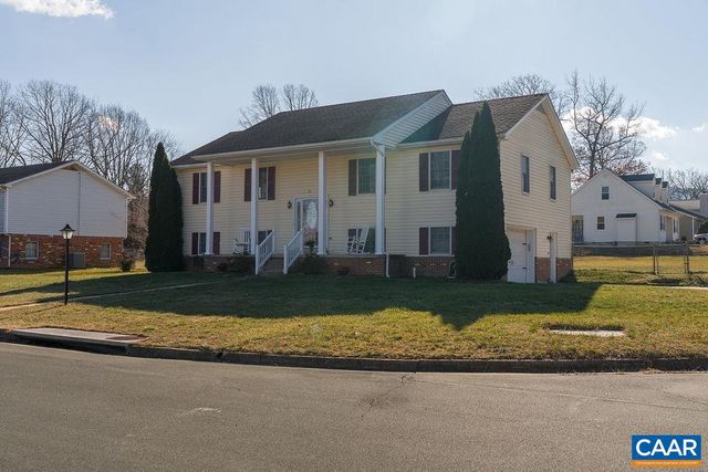 43 DOGWOOD RD, Stuarts Draft, VA 24477