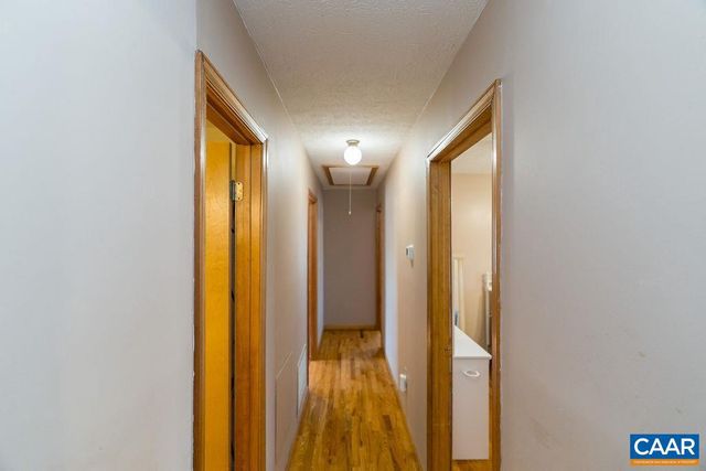 43 DOGWOOD RD, Stuarts Draft, VA 24477