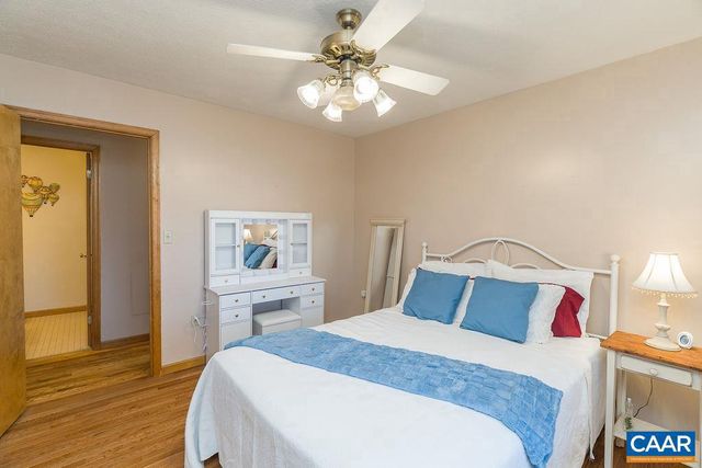 43 DOGWOOD RD, Stuarts Draft, VA 24477