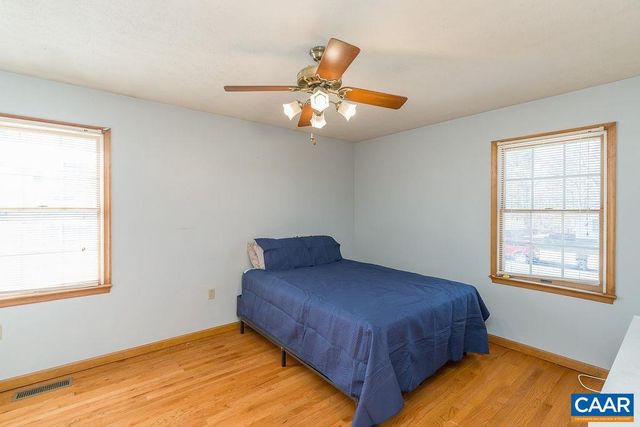 43 DOGWOOD RD, Stuarts Draft, VA 24477