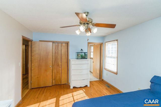 43 DOGWOOD RD, Stuarts Draft, VA 24477