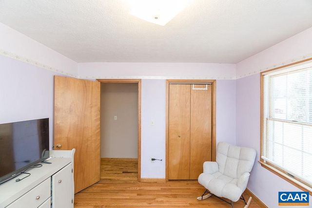 43 DOGWOOD RD, Stuarts Draft, VA 24477