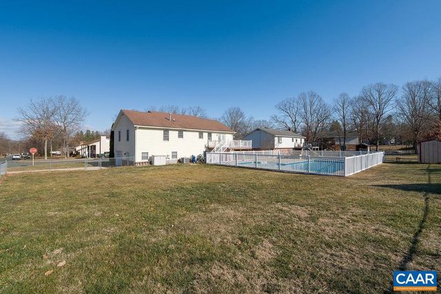 43 DOGWOOD RD, Stuarts Draft, VA 24477