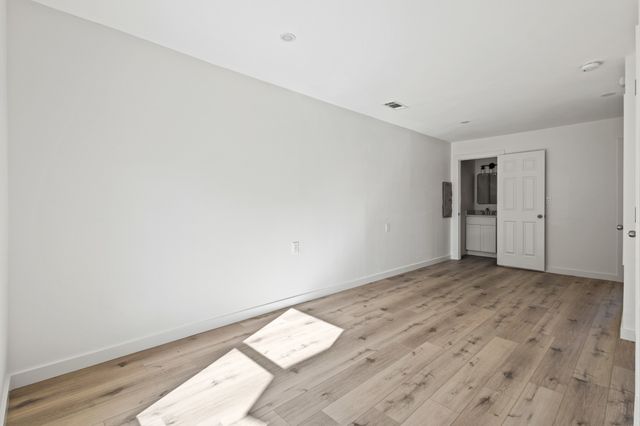 1825 Martin Luther Drive, Arlington, TX 76010