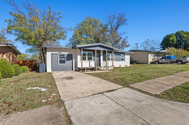 1825 Martin Luther Drive, Arlington, TX 76010