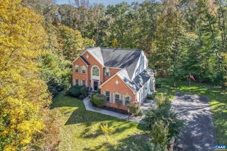 464 CARTER LN, Louisa, VA 23093