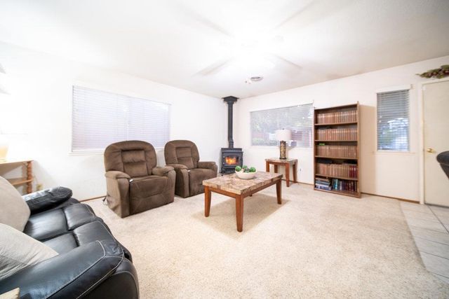 945 Matador Drive, Hollister, CA 95023